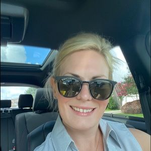 Meet your Posher, Ashlee